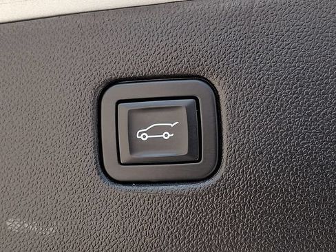 Used 2019 Chevrolet Blazer LT AWD/4WD image 30