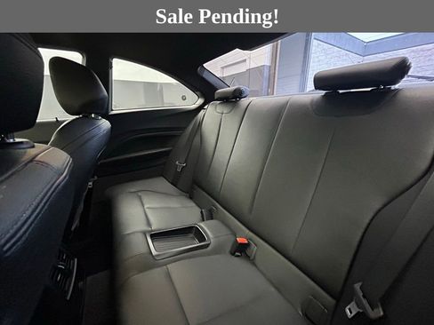 Used 2016 BMW M235i Coupe image 10