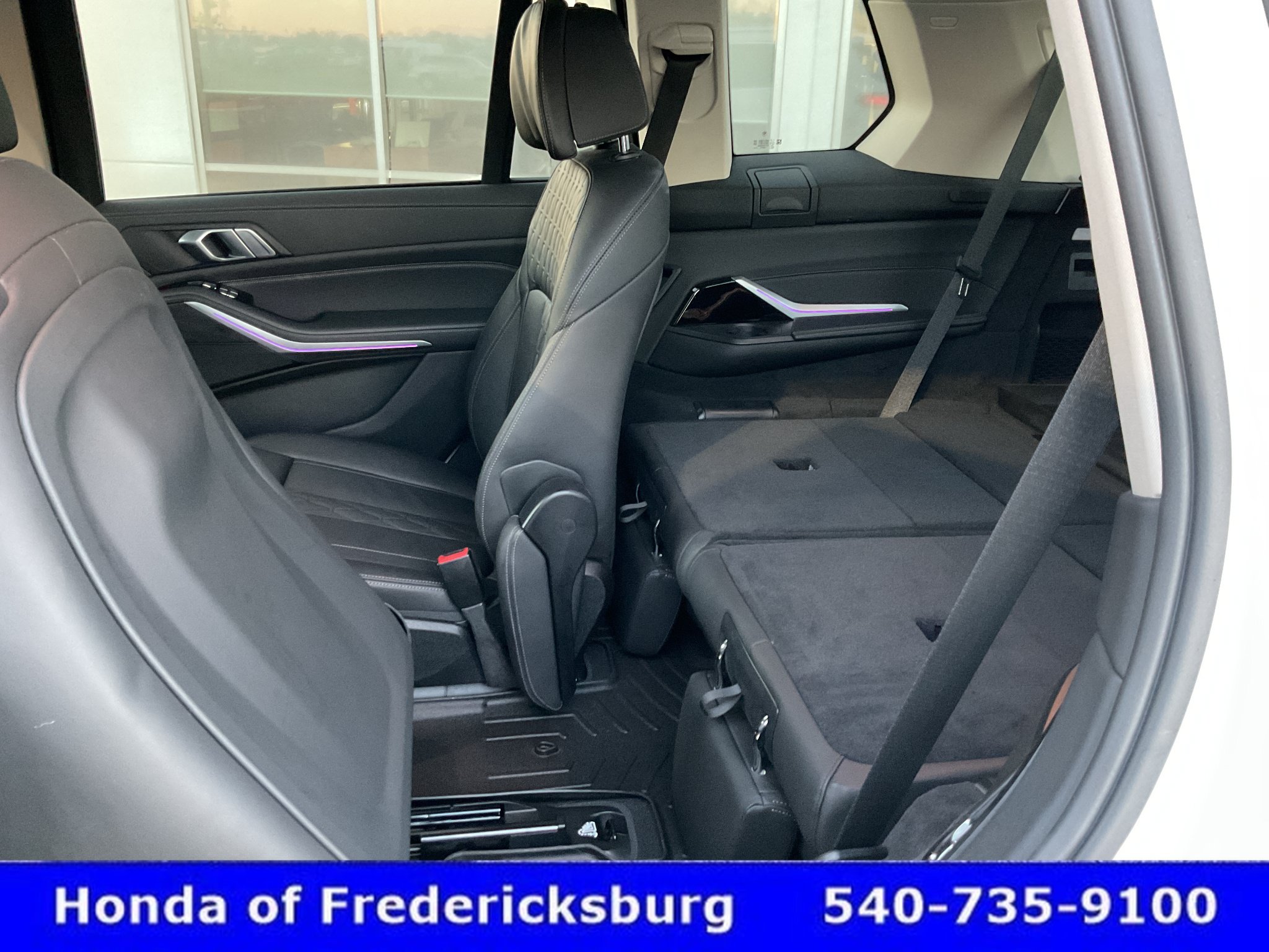 Used 2022 BMW X7 xDrive40i w/ Executive Package AWD/4WD image 35