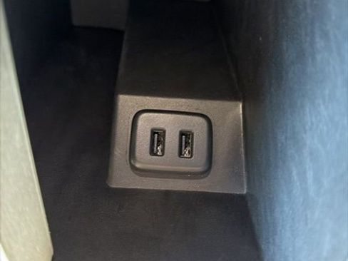 Used 2022 Chevrolet Equinox RS w/ RS Leather Package image 35