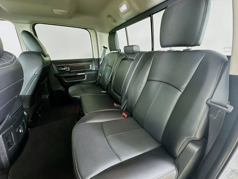 Used 2018 RAM 2500 Laramie w/ Snow Chief Group AWD/4WD image 31