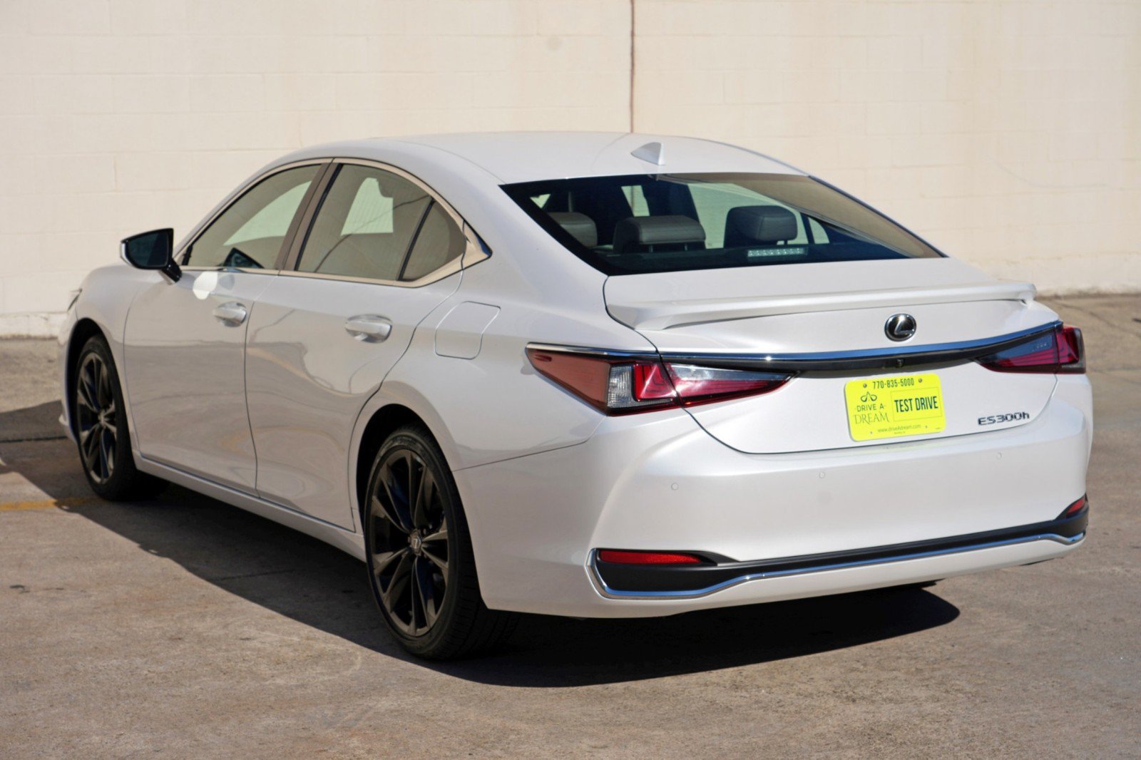 Used 2024 Lexus ES 300h w/ Premium Package FWD image 56