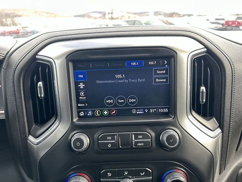 Used 2022 Chevrolet Silverado 3500 LTZ w/ LTZ Convenience Package image 28