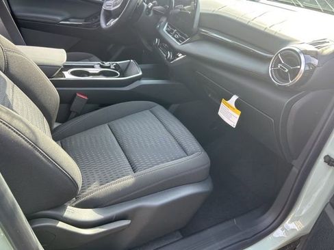 New 2026 Chevrolet Equinox LT FWD image 14