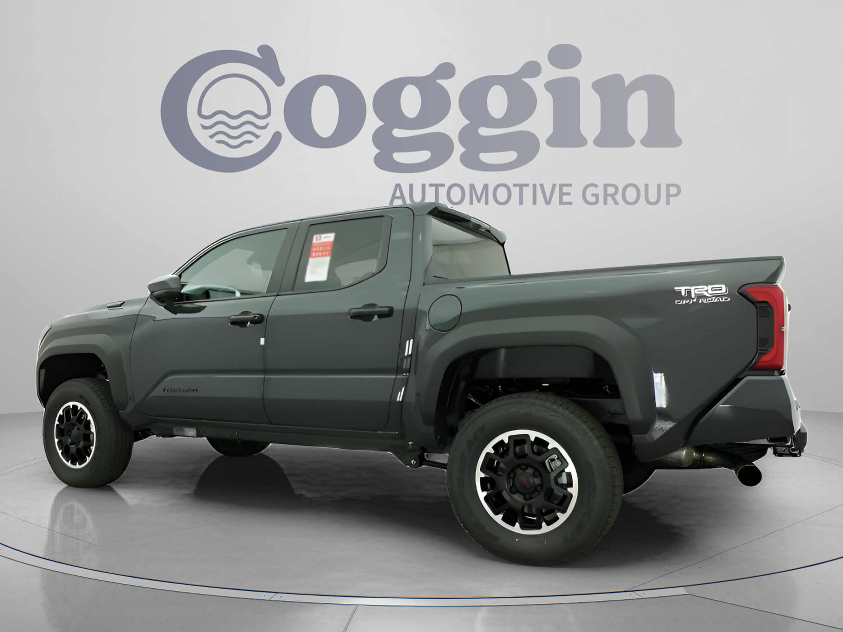 New 2025 Toyota Tacoma TRD Off-Road AWD/4WD image 9