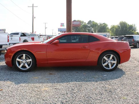 Used 2013 Chevrolet Camaro LT image 2