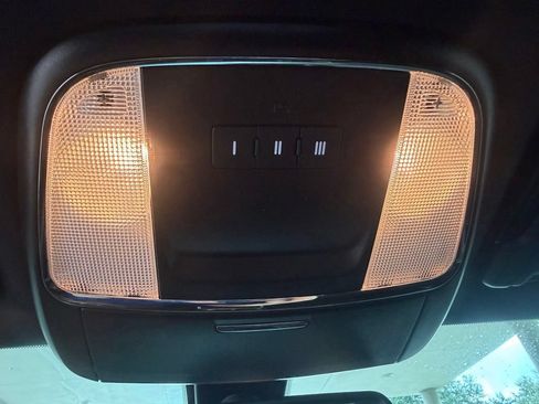 Used 2020 Dodge Charger Scat Pack RWD image 49