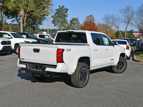 New 2025 Toyota Tacoma TRD Sport image 2