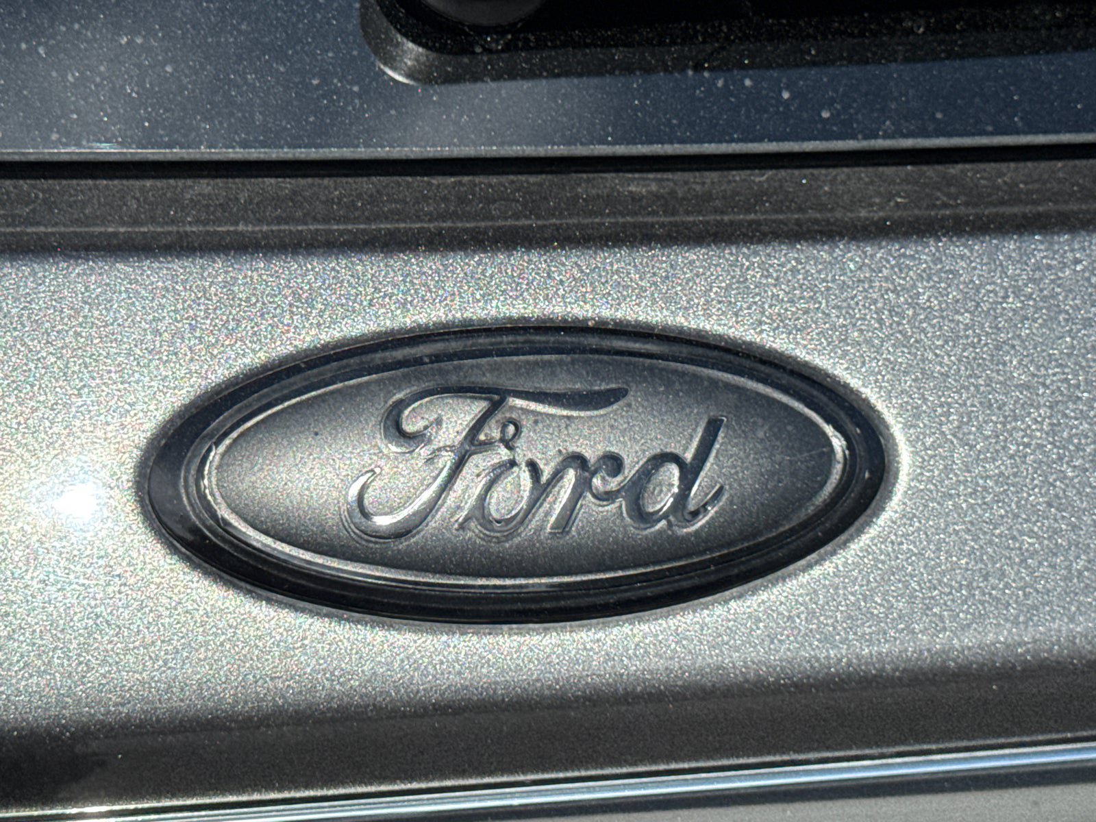 Used 2020 Ford Explorer XLT w/ Equipment Group 202A RWD image 12