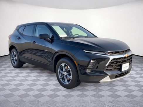 Certified 2025 Chevrolet Blazer LT FWD image 7