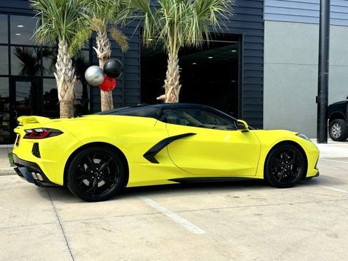 Used 2022 Chevrolet Corvette Stingray Premium Conv w/ Z51 Performance Package image 14