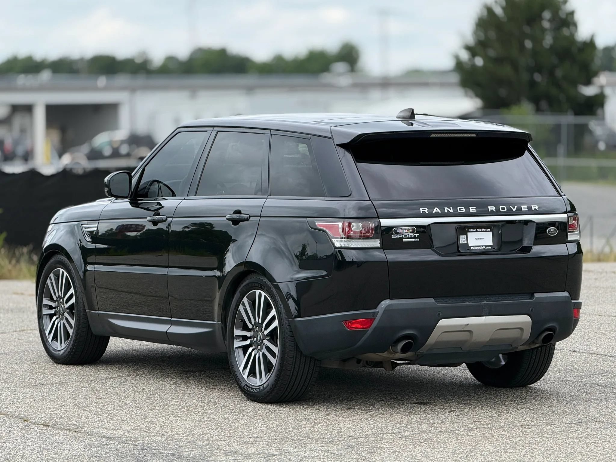 Used 2017 Land Rover Range Rover Sport HSE AWD/4WD image 10