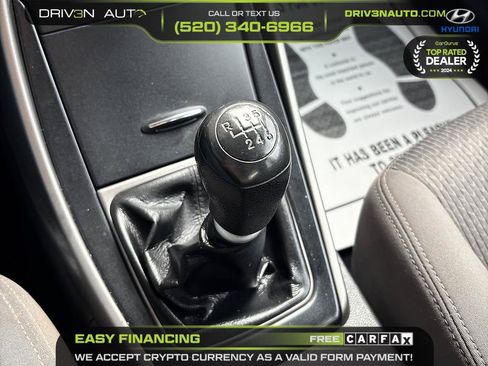 Used 2013 Hyundai Elantra FWD image 14