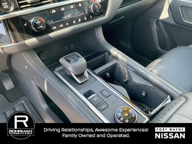 Certified 2025 Nissan Pathfinder SL AWD/4WD image 28