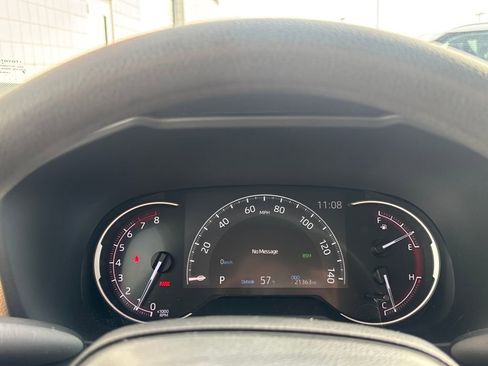 Used 2023 Toyota RAV4 XLE image 22