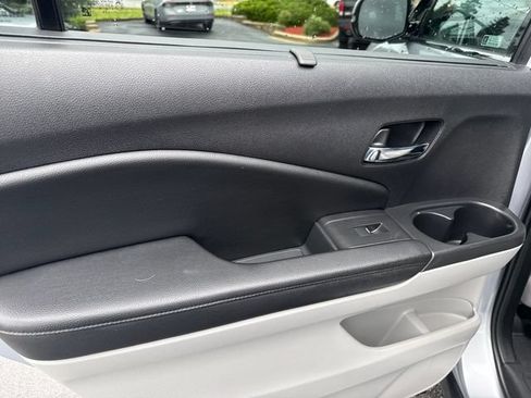Used 2019 Honda Pilot Touring image 18