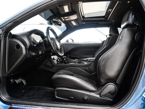 Used 2020 Dodge Challenger R/T Scat Pack RWD image 3