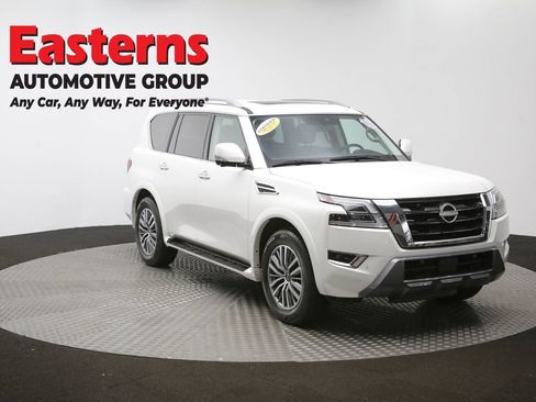 Used 2023 Nissan Armada SL w/ Captain's Chairs Package image 55