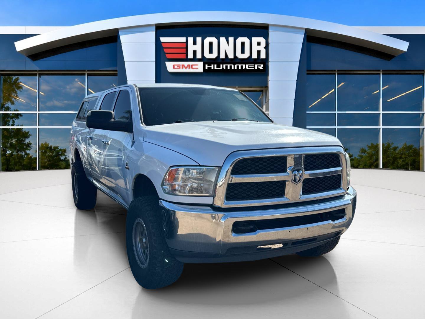 Used 2013 RAM 2500 SLT w/ HD Snow Plow Prep Group AWD/4WD image 2