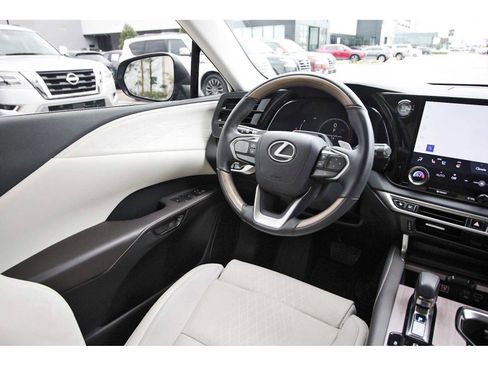 Used 2023 Lexus RX 350 FWD w/ Cold Area Package image 6
