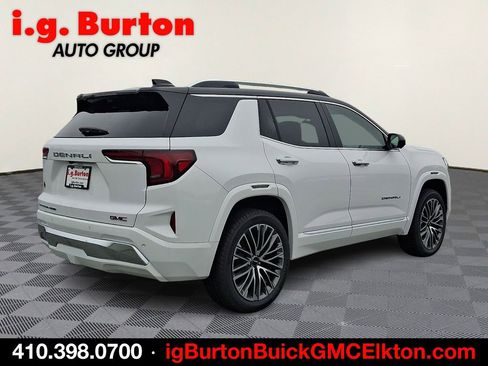 New 2026 GMC Terrain Denali w/ LPO, Floor Liner Package image 4