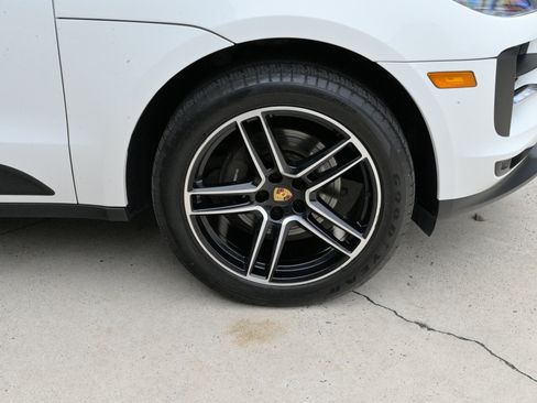 Used 2020 Porsche Macan image 12