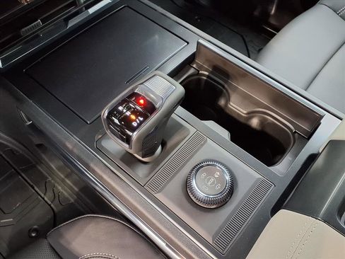 New 2026 GMC Hummer EV 4x4 Crew Cab image 19