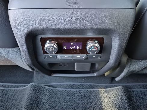 New 2026 GMC Acadia Denali w/ Super Cruise Package image 21