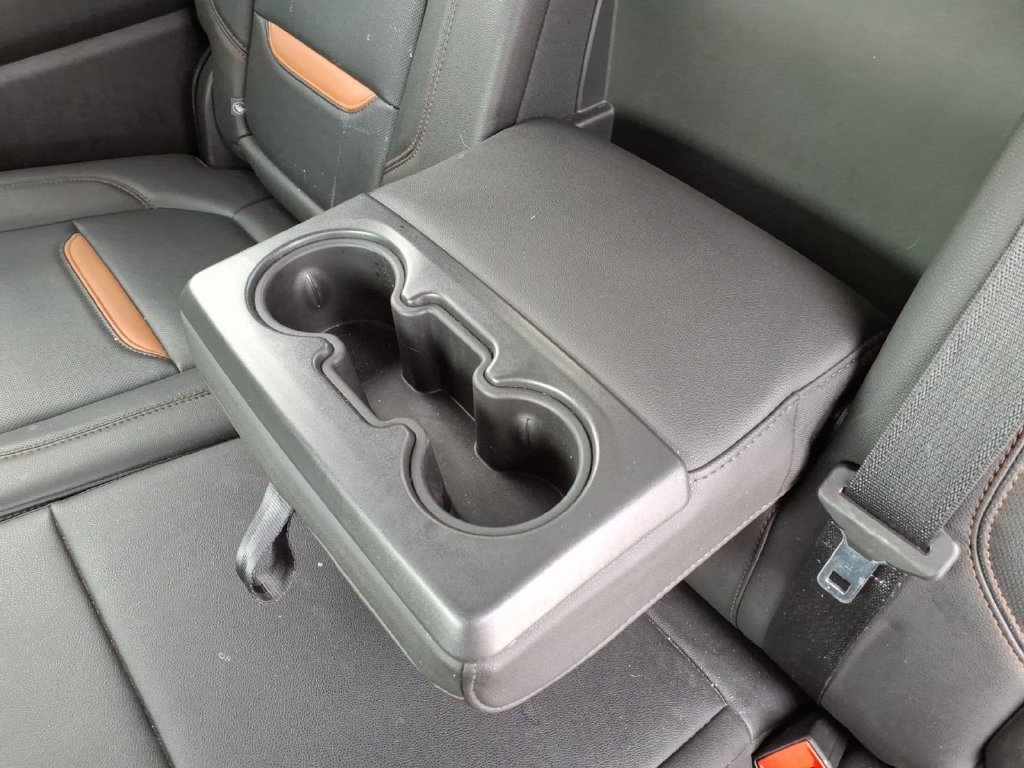 Used 2021 GMC Sierra 1500 AT4 w/ AT4 Premium Package AWD/4WD image 31