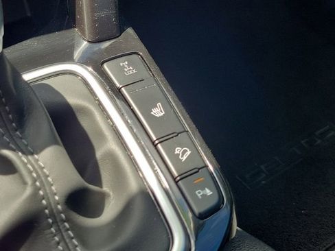 Certified 2025 Kia Seltos EX AWD/4WD image 28