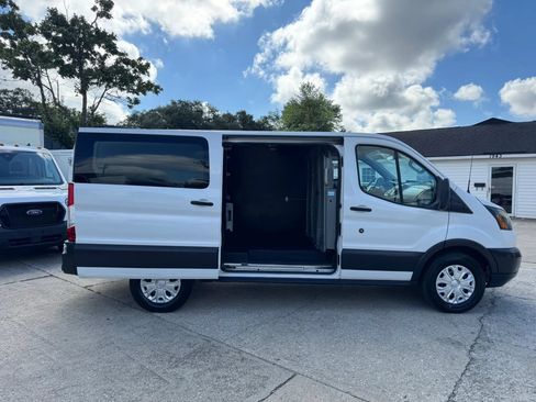 Used 2017 Ford Transit 150 130 Low Roof RWD image 10