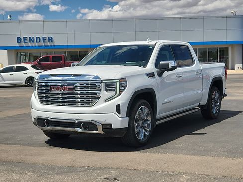 Used 2023 GMC Sierra 1500 Denali w/ Denali Reserve Package AWD/4WD image 1