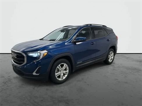 Used 2020 GMC Terrain SLE w/ Driver Convenience Package image 8