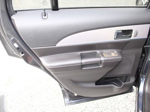 Used 2013 Lincoln MKX AWD image 21