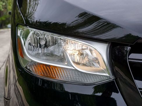 Used 2021 Mercedes-Benz Sprinter 3500 image 93