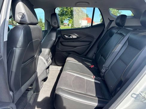 Used 2019 GMC Terrain SLT w/ Preferred Package AWD/4WD image 16