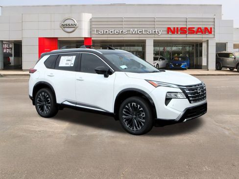 New 2026 Nissan Rogue Platinum w/ Platinum Premium Package AWD/4WD image 1