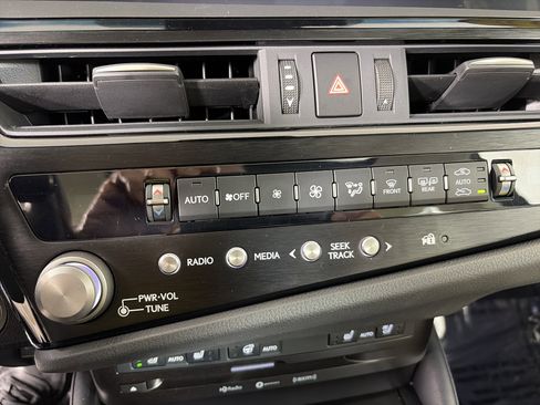 Used 2022 Lexus ES 350 w/ Premium Package FWD image 22
