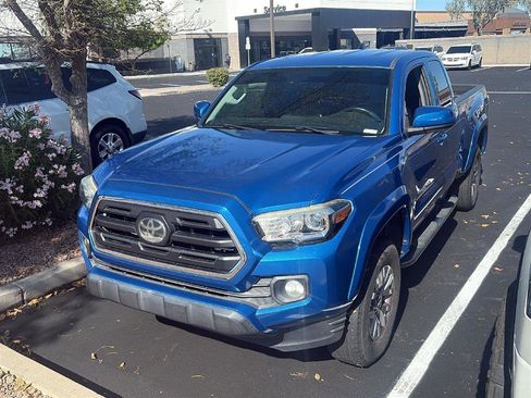 Used 2018 Toyota Tacoma SR5 image 1