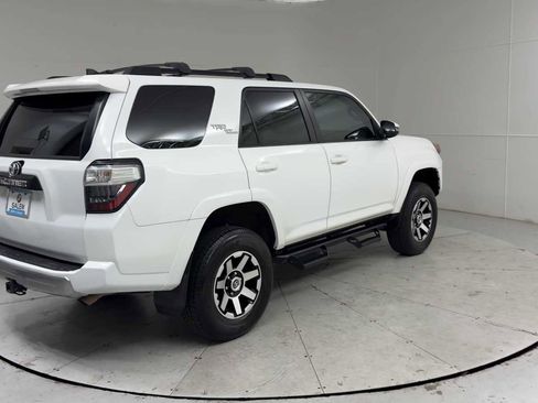 Used 2020 Toyota 4Runner TRD Off-Road Premium w/ Moonroof Package AWD/4WD image 9