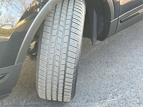 Used 2018 Ford Explorer Sport w/ Equipment Group 401A image 25