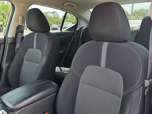 Used 2023 Nissan Sentra SV FWD image 13