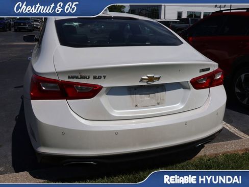 Used 2016 Chevrolet Malibu Premier w/ Driver Confidence Package II FWD image 14
