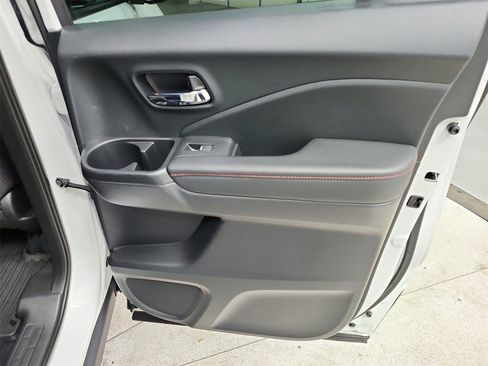 Used 2023 Honda Ridgeline Black Edition image 42