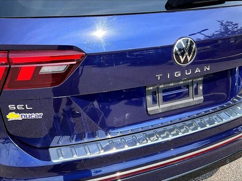Used 2022 Volkswagen Tiguan SEL R-Line AWD/4WD image 27