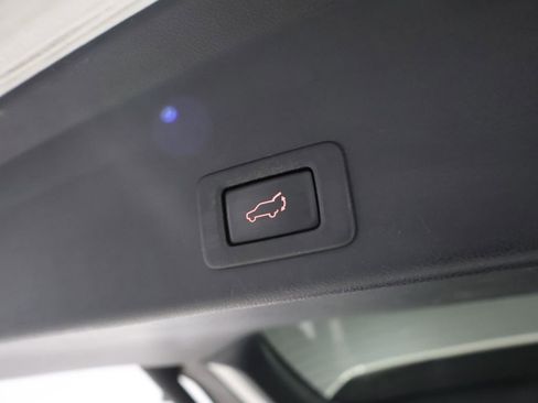 Used 2019 Subaru Ascent Premium image 20