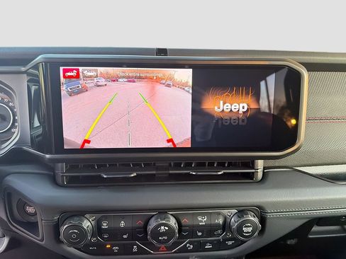 New 2026 Jeep Wrangler Unlimited Rubicon 392 image 32