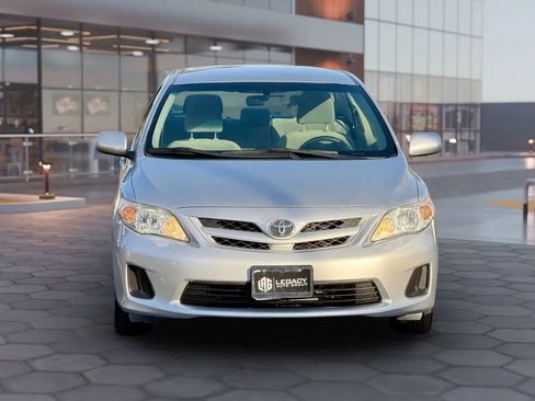 Used 2013 Toyota Corolla LE Special Edition image 19