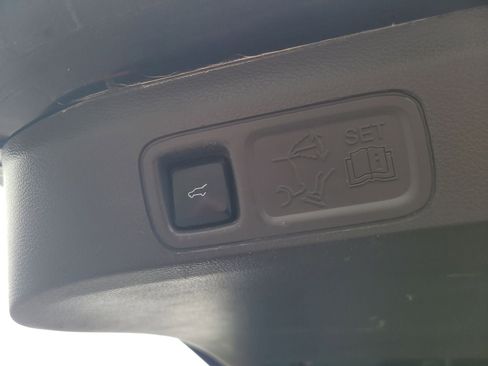 Used 2021 Ford Expedition XLT RWD image 27