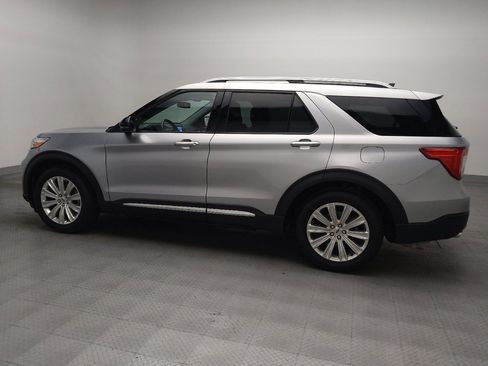 Used 2021 Ford Explorer Limited w/ Equipment Group 301A RWD image 3